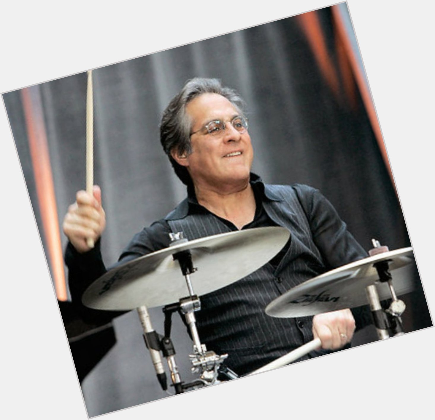 A massive Happy 67th Birthday to the one and only Mighty Max Weinberg!   