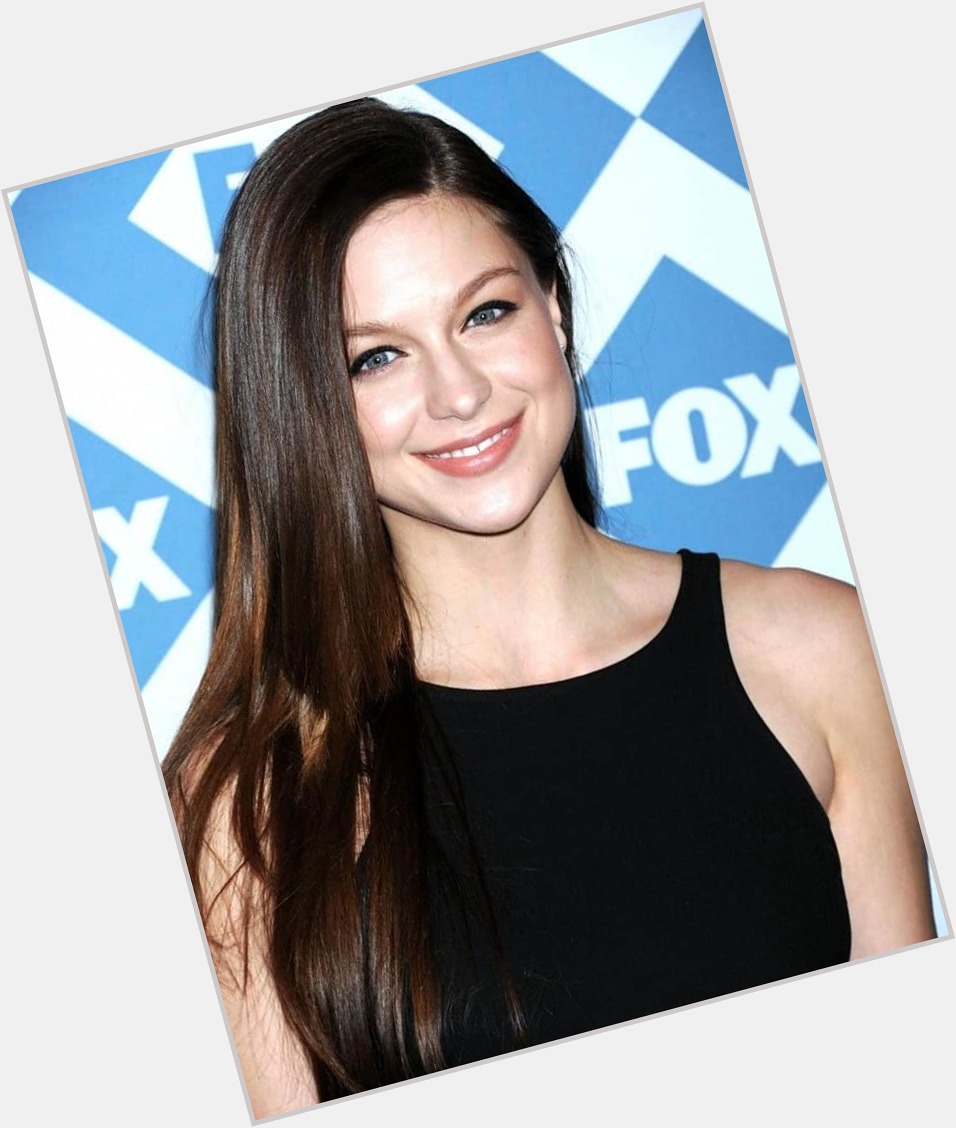 Happy 32nd Birthday to the Super Cute and soon to be mommy Melissa Benoist!! 