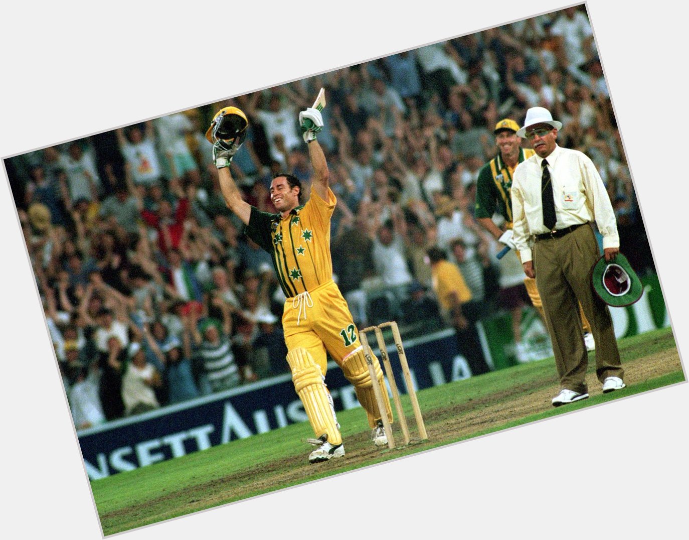 Happy birthday to Michael Bevan. One of the all-time great ODI cricketers! 