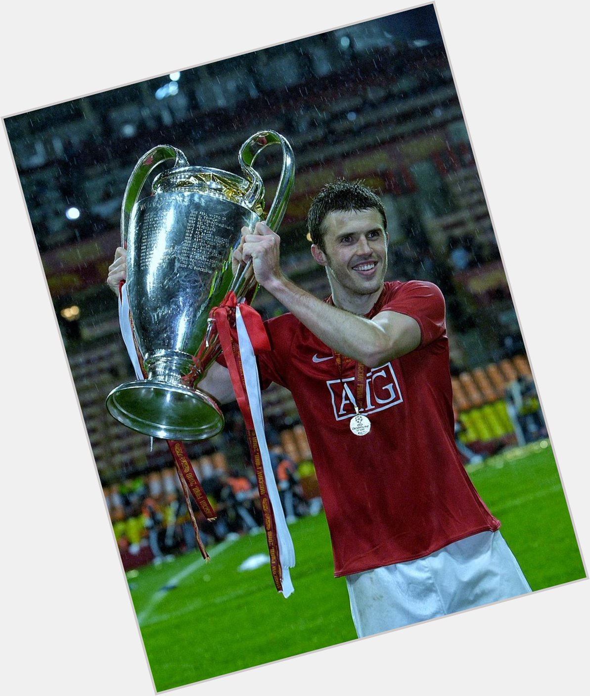 Happy 40th birthday, Michael Carrick! What a player  