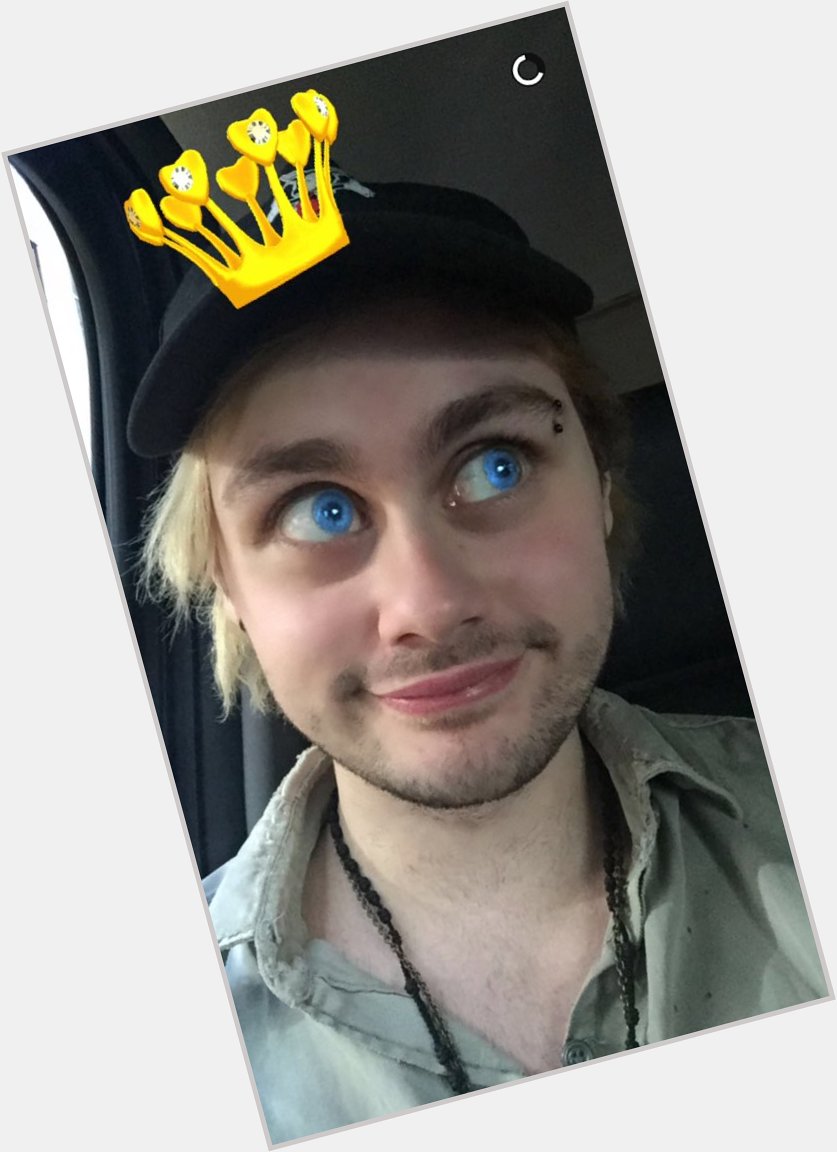 Happy 20th birthday to the one and only Michael Gordon Clifford I hope you have an amazing golden birthday   