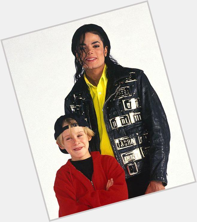 Happy 35th Birthday to Macaulay Culkin, the person who could understand Michael Jackson. 