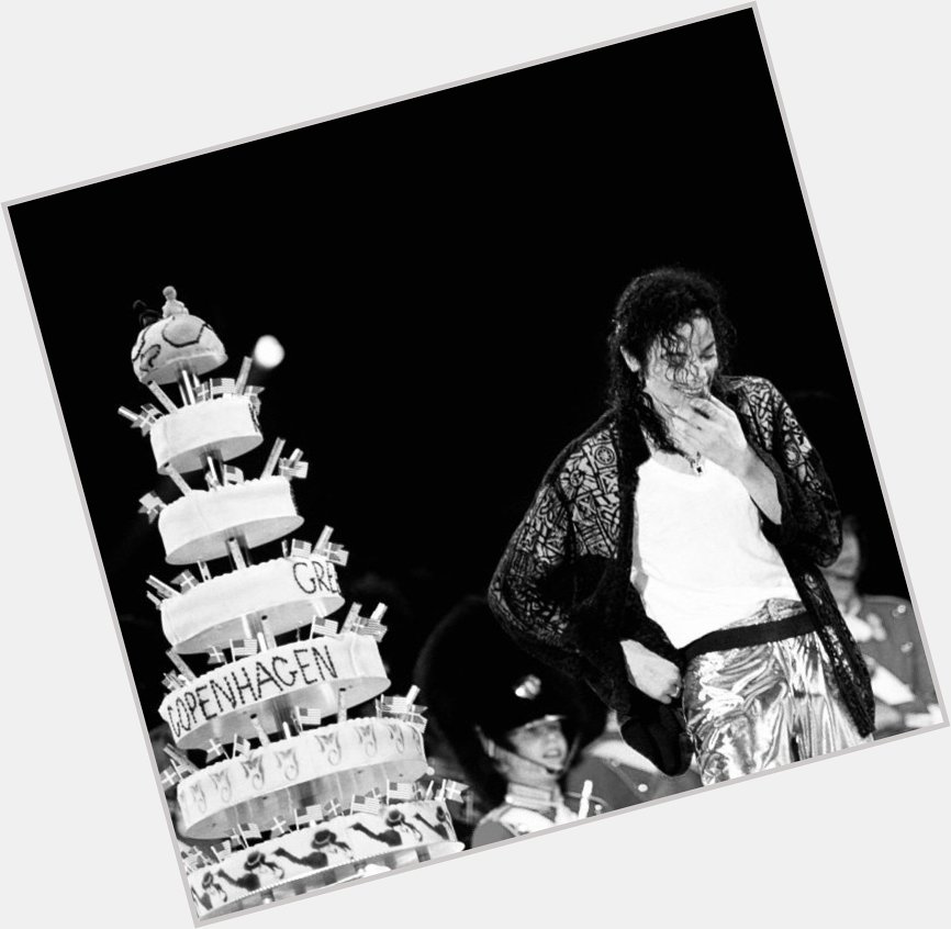 Happy 61th birthday MICHAEL JACKSON ..
We miss you !!  The king of music .. 