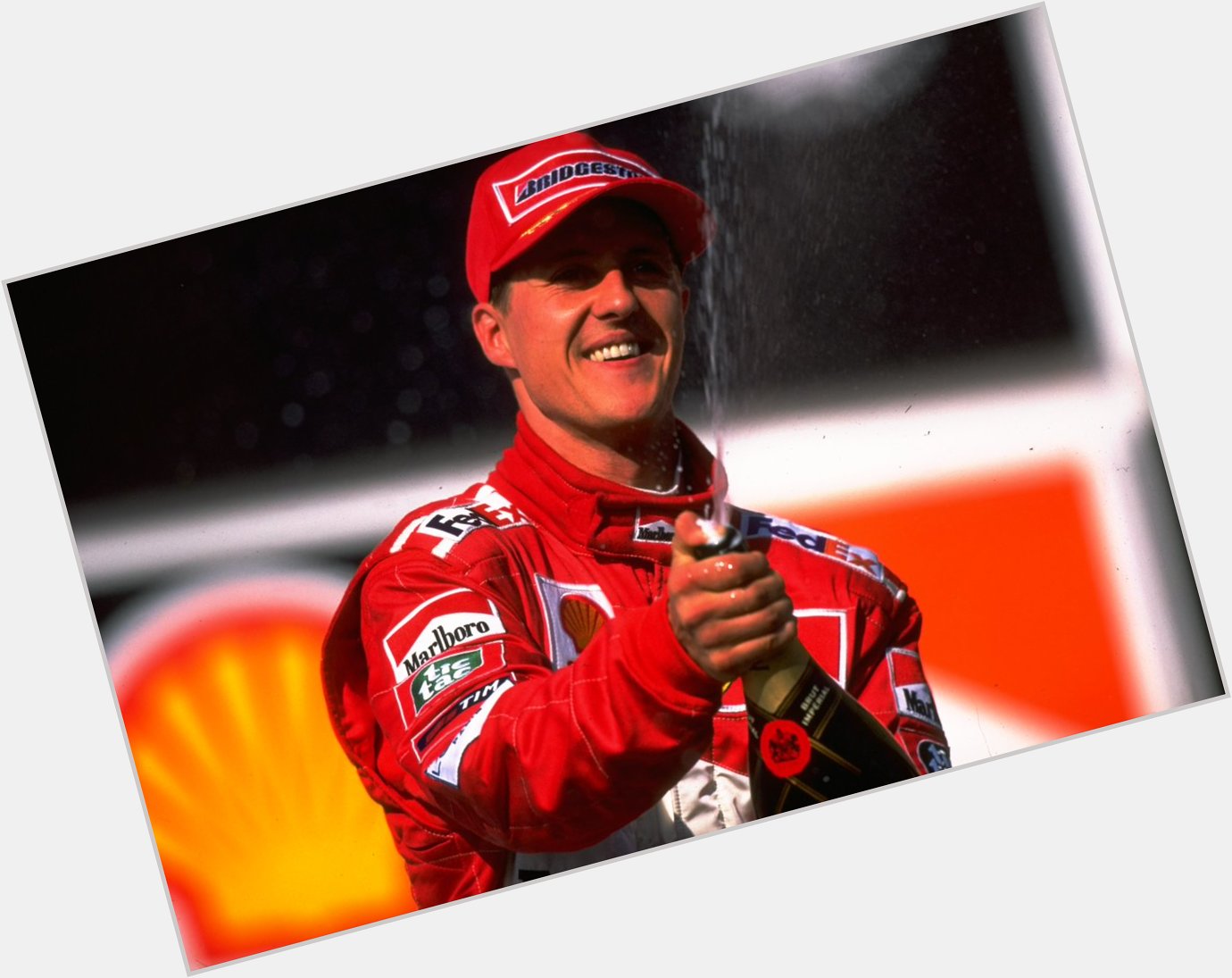 Happy birthday to seven-time world champion Michael Schumacher.

Keep fighting, Michael. 