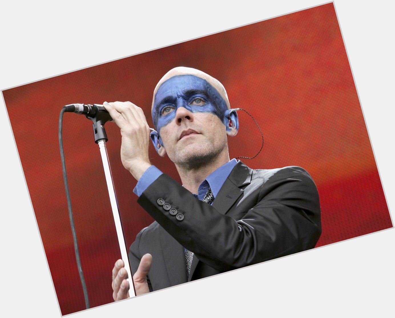 Happy Birthday, Michael Stipe! (57) Please, feel free to follow us on our Site! Greetings from Argentina! 