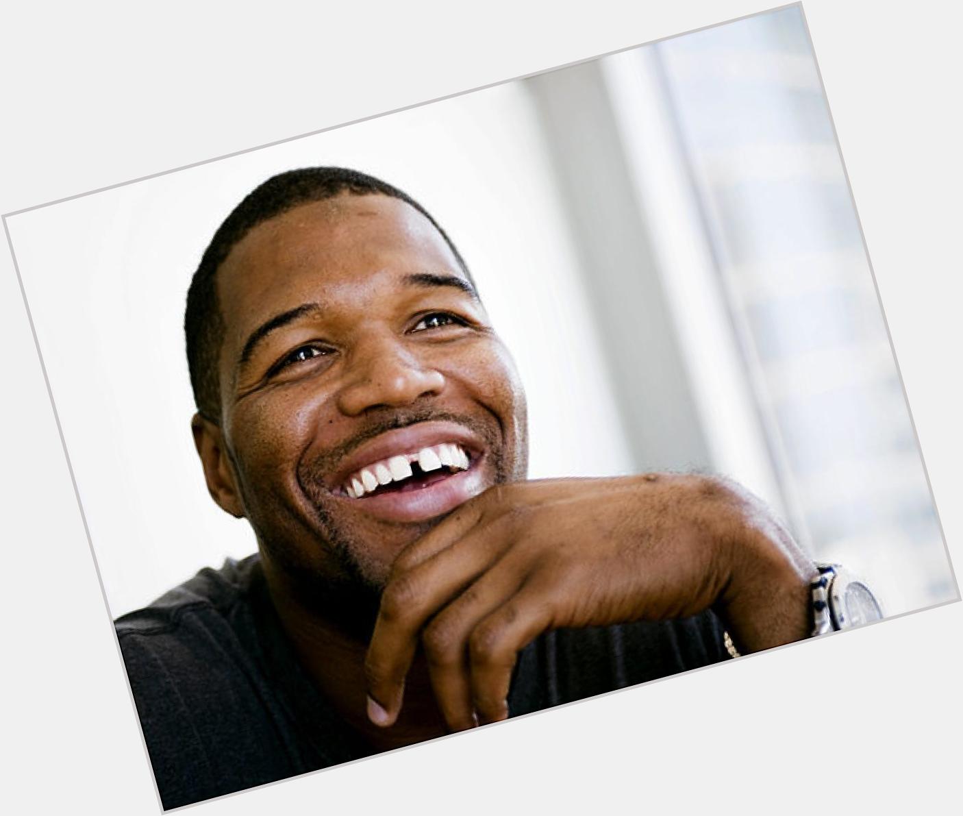 Happy Time, people!

Happy 43rd birthday, Michael Strahan!   