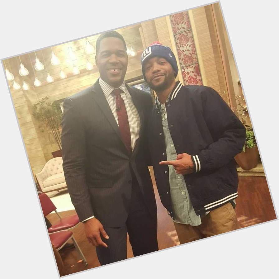 That one time I met Michael Strahan!!! Happy Birthday     