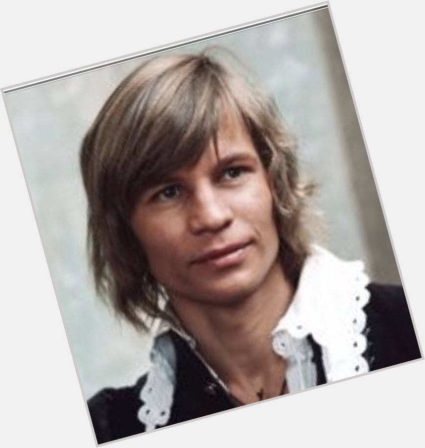 Happy 78th birthday Michael York!
THE THREE MUSKETEERS (1973)
Classic movie directed by Richard Lester. 