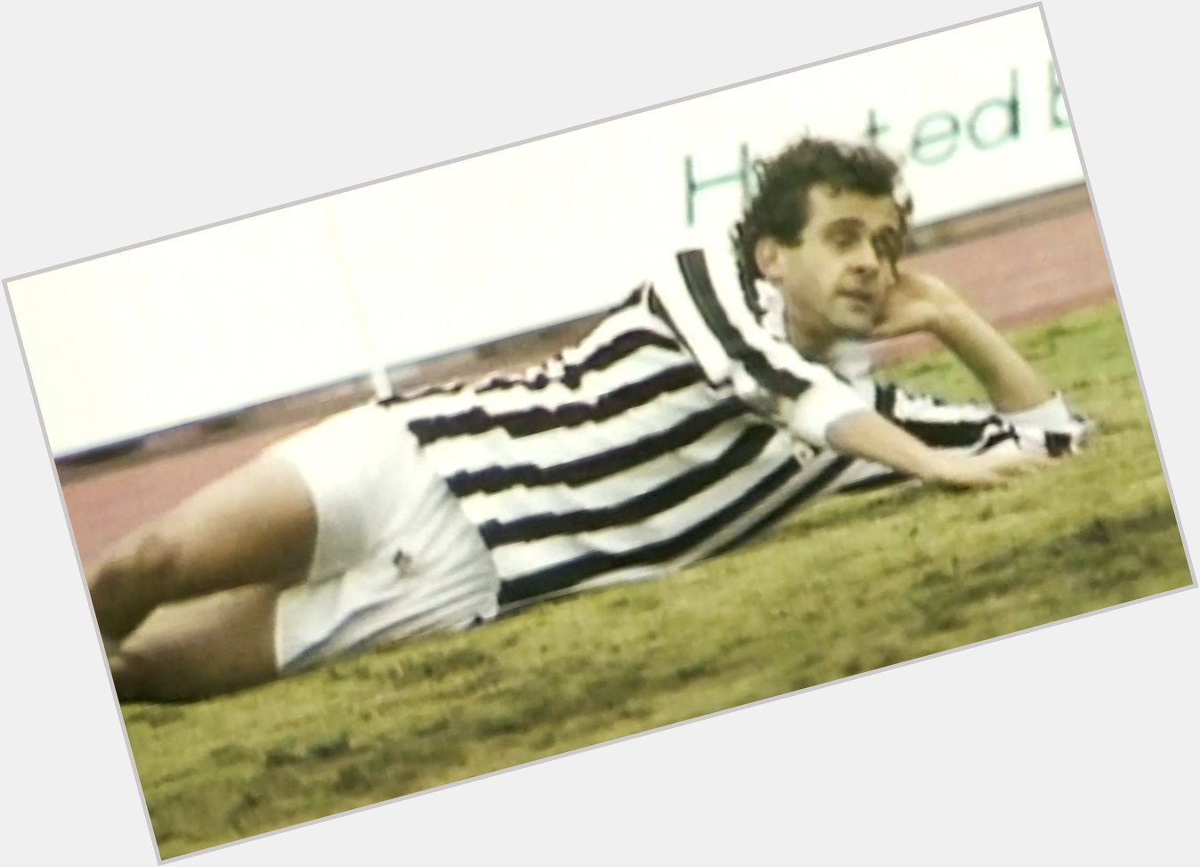 Happy birthday to one of the best to ever wear the Bianconeri shirt, Michel Platini.   