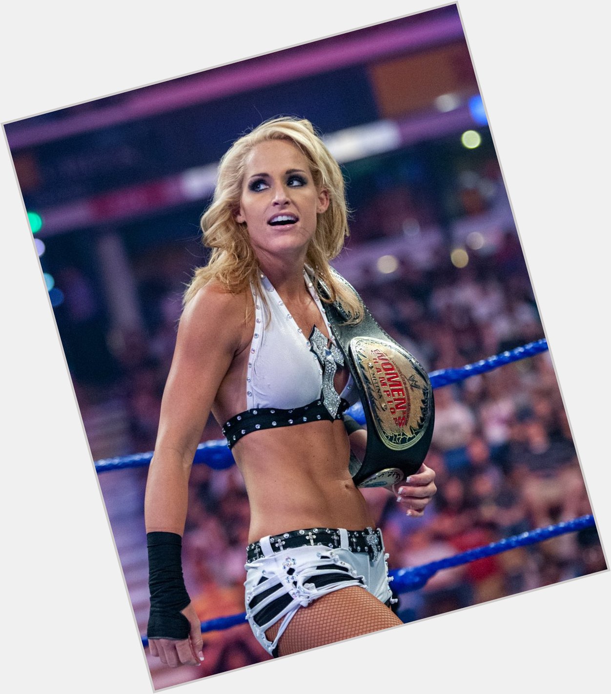 Happy birthday Michelle McCool, she turns 42 today 