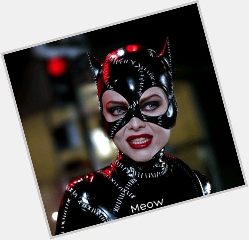 Happy birthday to the greatest Catwoman of all time... Michelle Pfeiffer! 