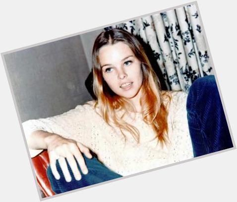 Happy 71st bday to Michelle Phillips, member of the 60s vocal group, The Mamas & the Papas! 
 