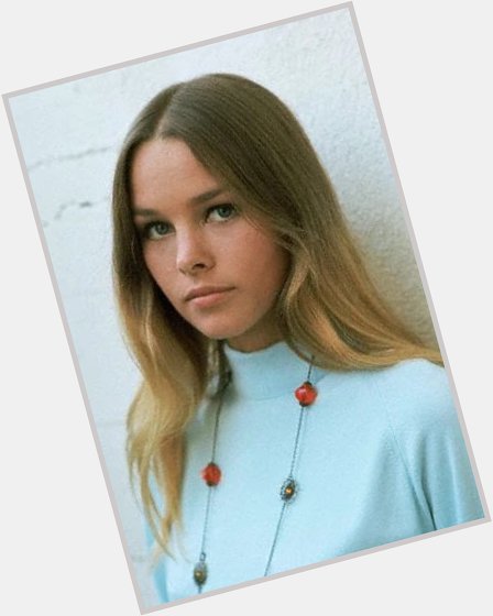 Happy birthday Michelle Phillips. My favorite film with Phillips is Shampoo. 