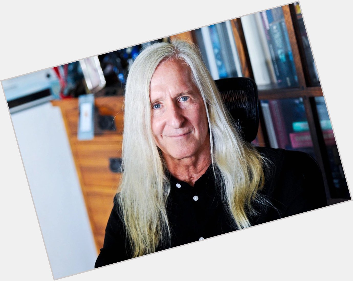 Wishing a huge happy birthday to THE Mick Garris today!     