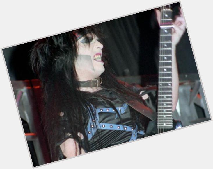   UltClassicRock: Happy birthday to MotleyCrue\s Mick Mars! Let\s celebrate with 10 great songs:  