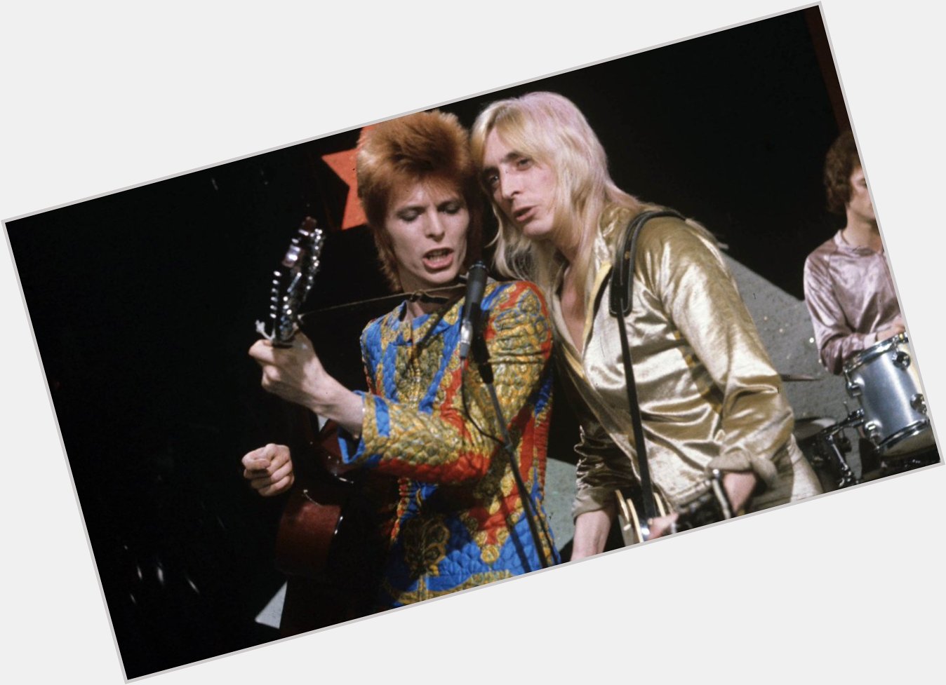Happy Birthday to the great Mick Ronson. You\d turn 73 today. Never forgotten. Rest in peace, Ronno. Much love. 