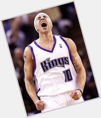 Happy Birthday to the greatest PG in Kings history, MIKE BIBBY!!!! 