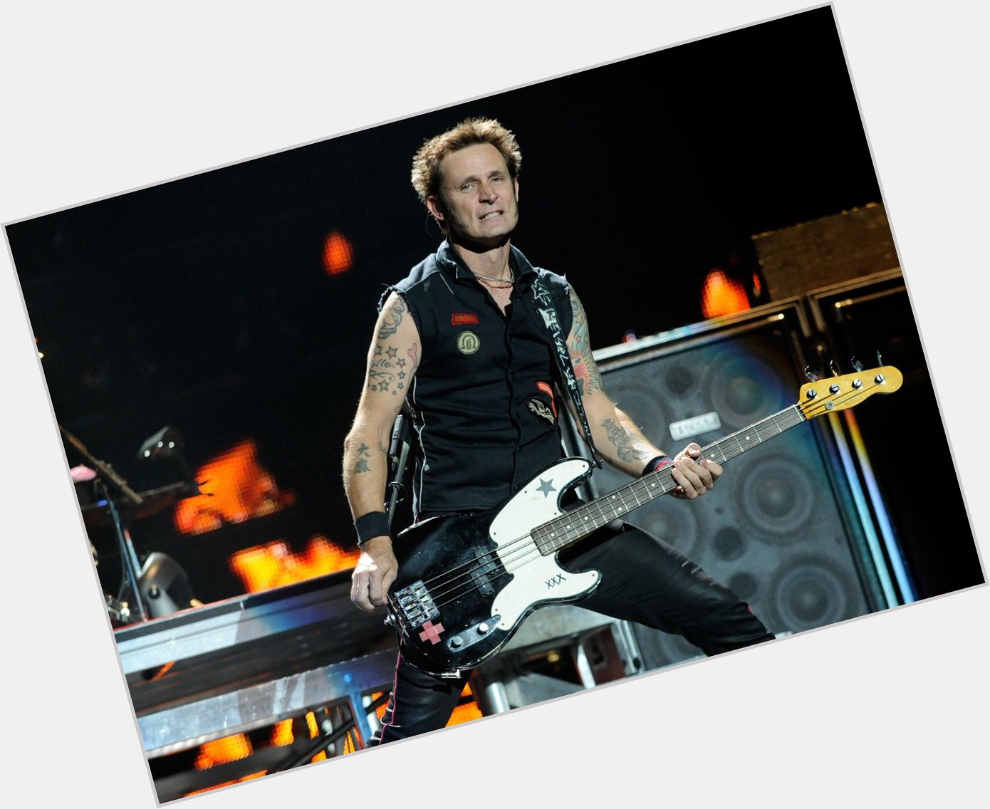 Felicidades Mike Dirnt! Happy Bday Mike Dirnt!  