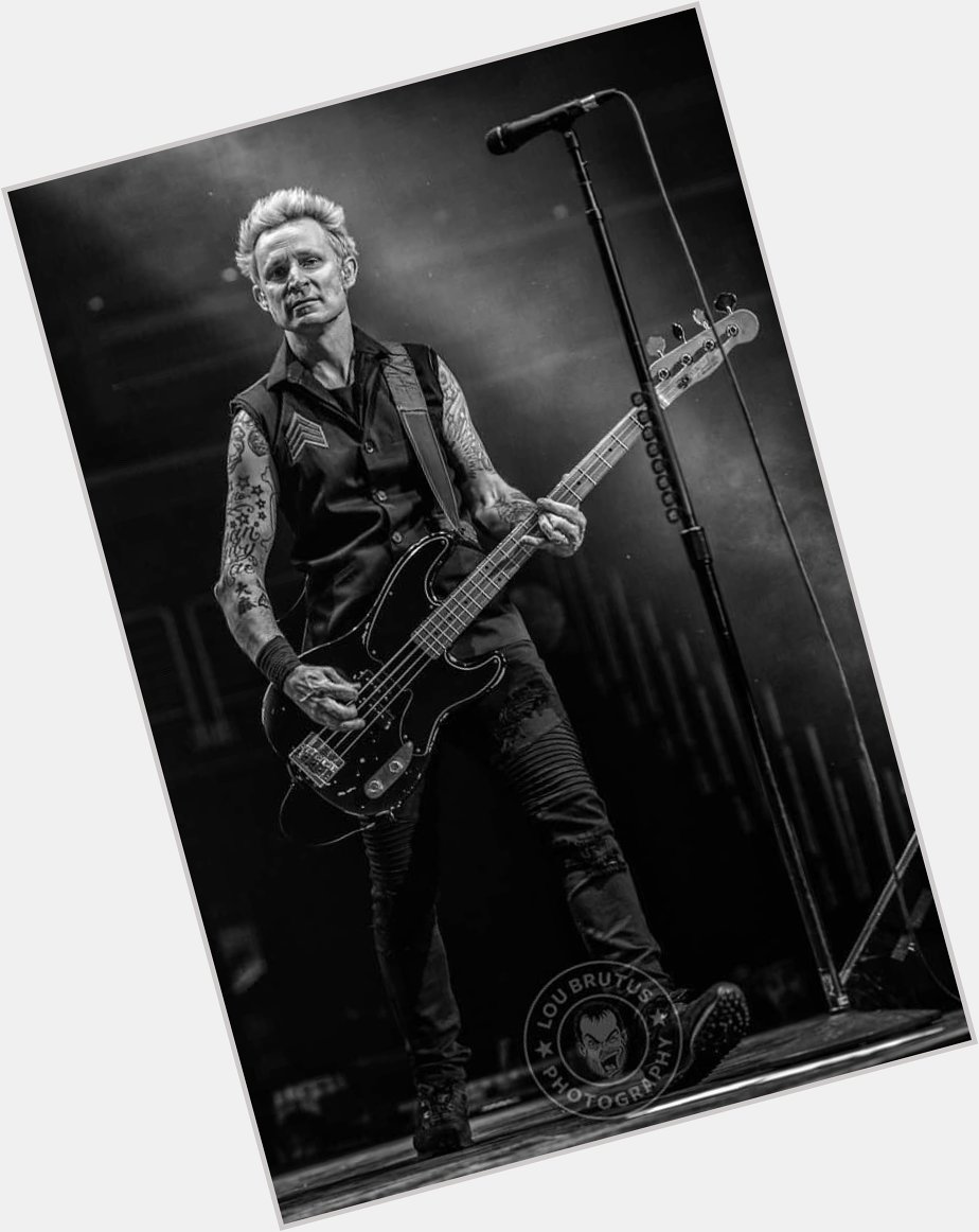 HBD MIKE! Happy Birthday to Mike Dirnt of Green Day!    