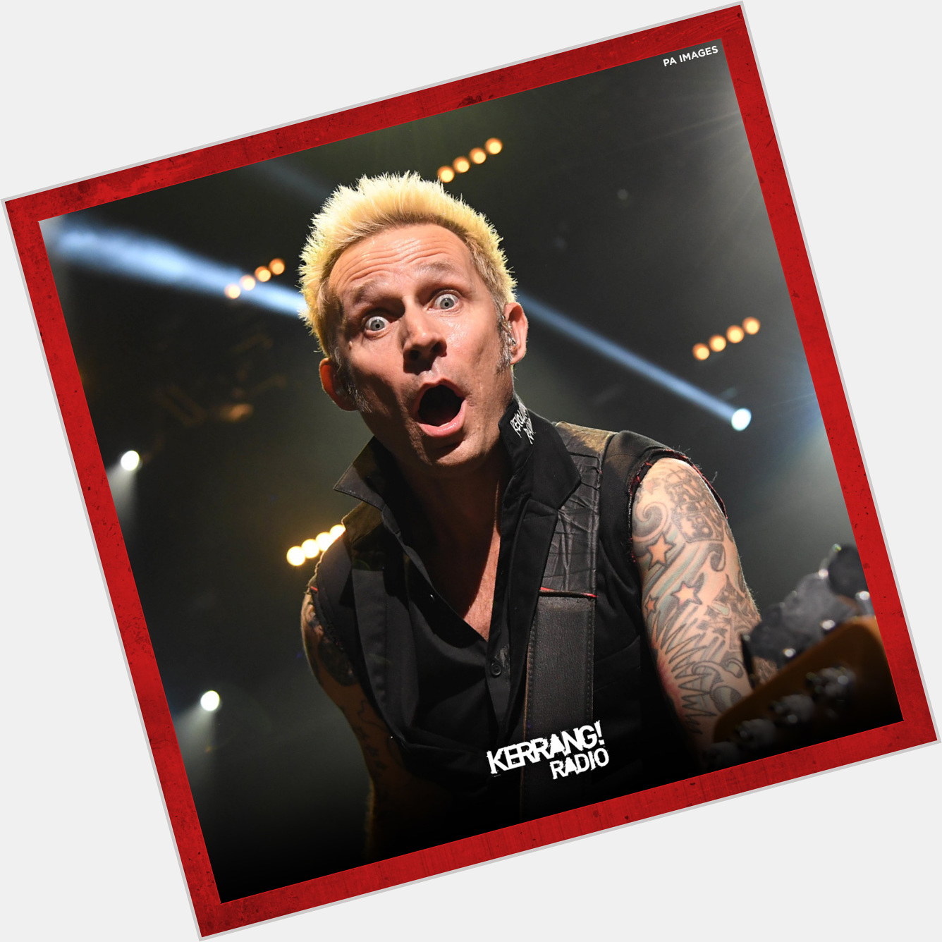 Happy birthday to Green Day\s Mike Dirnt! 