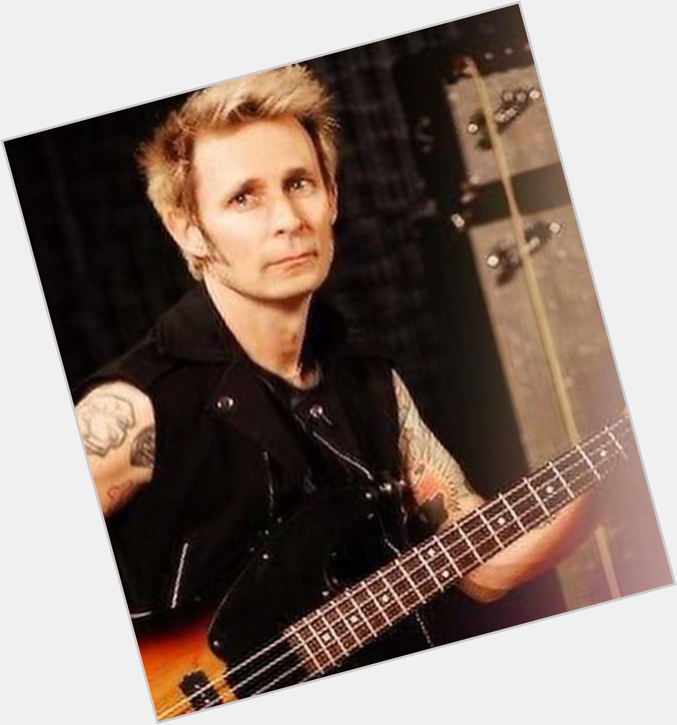 Happy Birthday to Mike Dirnt of Green Day 
(May 4, 1972). 