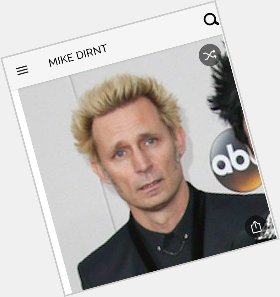 Happy birthday to this great bassist from Green Day. Happy birthday to Mike Dirnt 