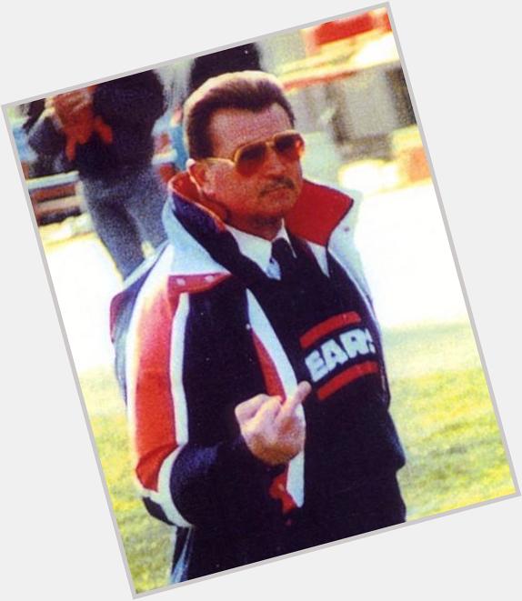 Happy birthday to legendary coach Mike Ditka. He threw chewed gum at hecklers. He took Bears to S.Bowl. 