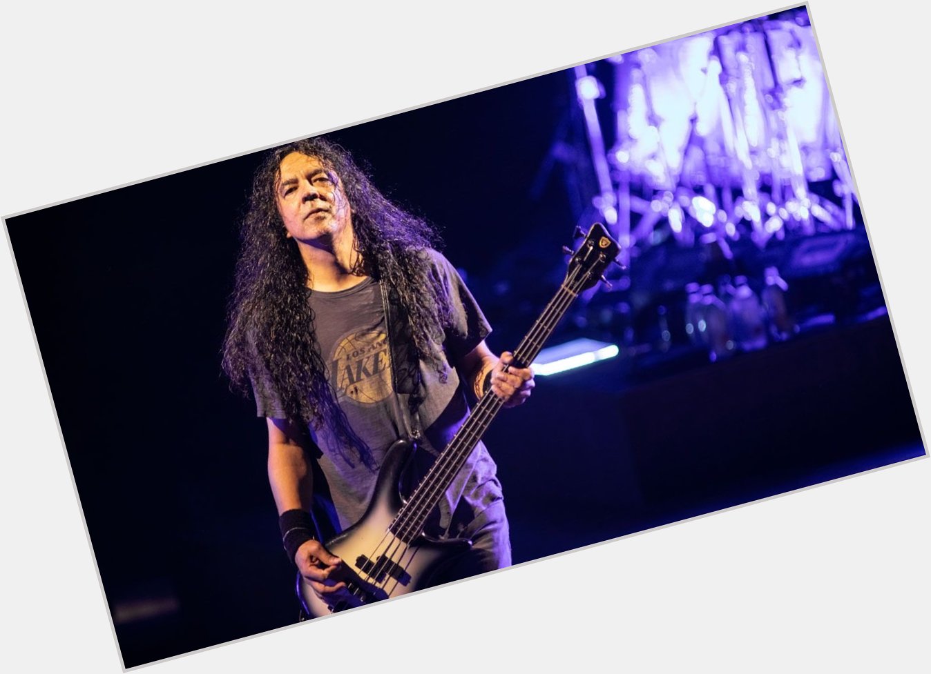I\d like to wish a happy 55th birthday to Mike Inez, bassist for Alice in Chains! 