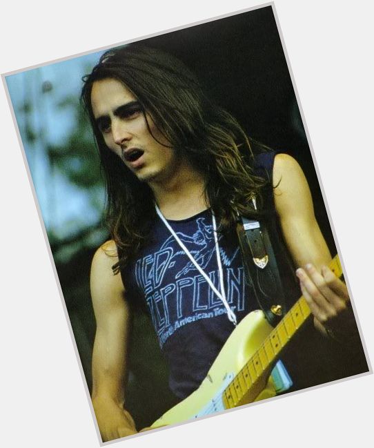 Happy Birthday to Pearl Jam axeman Mike McCready, born on this day in Pensacola, Florida in 1966.     