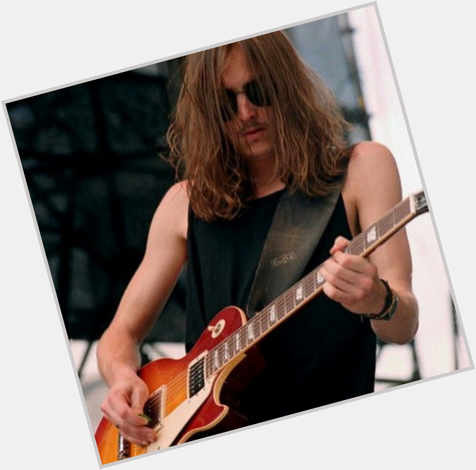  Happy Birthday 05/04/65 Mike McCready (guitarrista do Pearl Jam)  