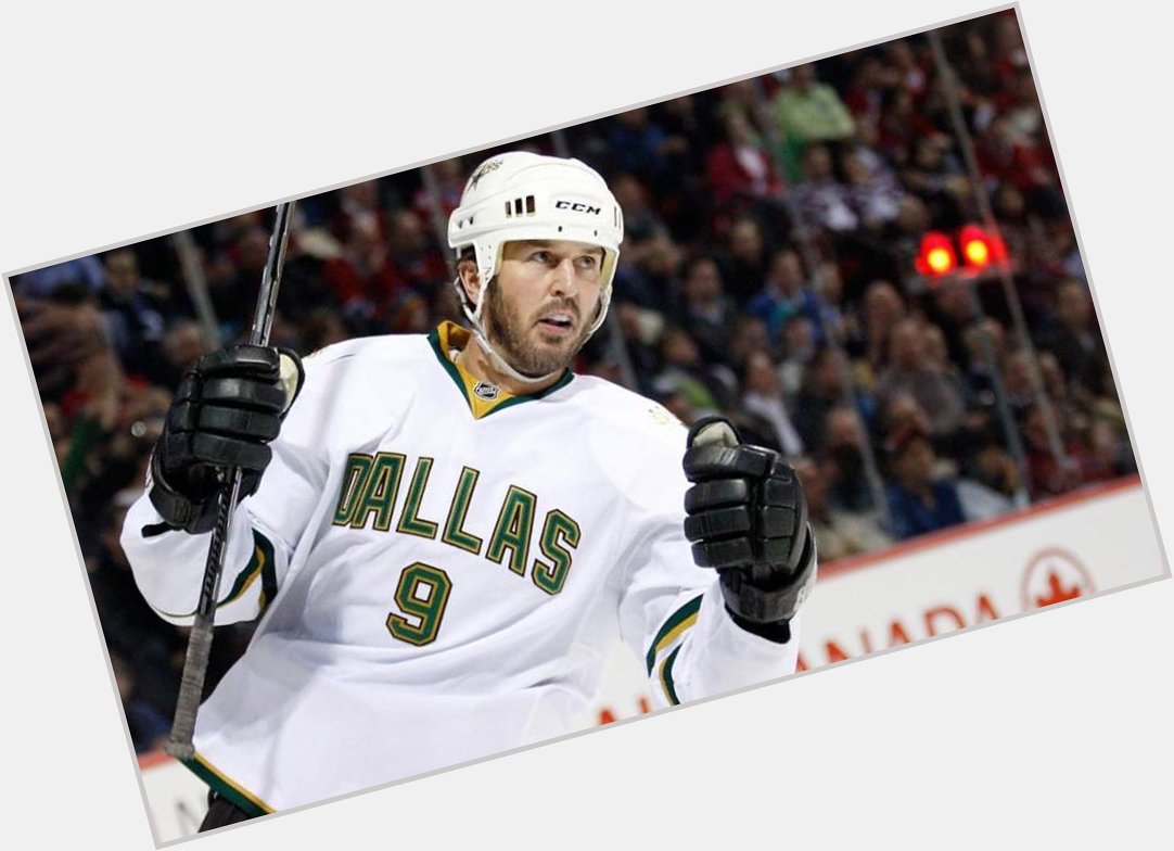 Happy Birthday to 2015 inductee Mike Modano! 