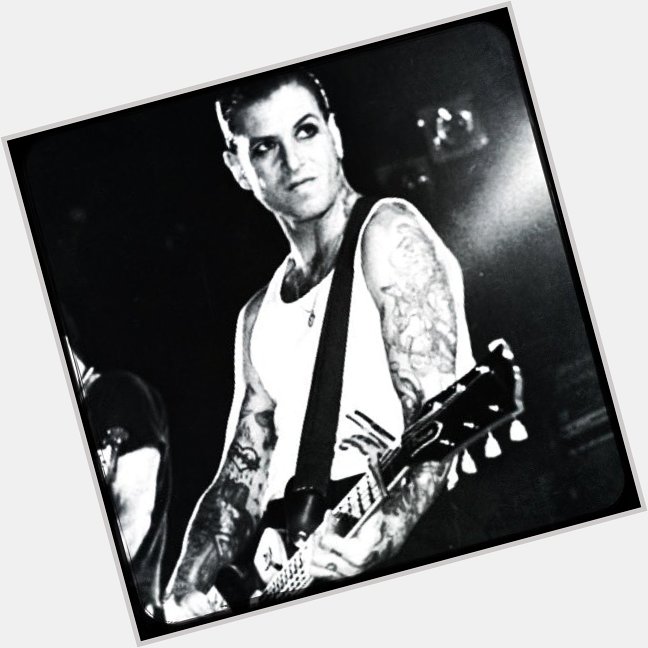 Happy Birthday Mike Ness!

Punk Rock Heart
Now Playing 
Link in bio   
