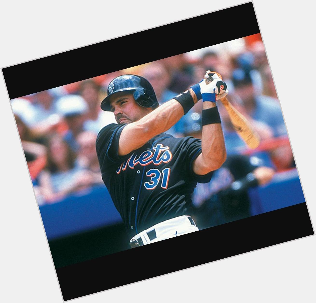 HAPPY BIRTHDAY TO THE BEST HITTING CATCHER OF ALL TIME THE PIZZA MAN SIR MIKE PIAZZA!!!! 