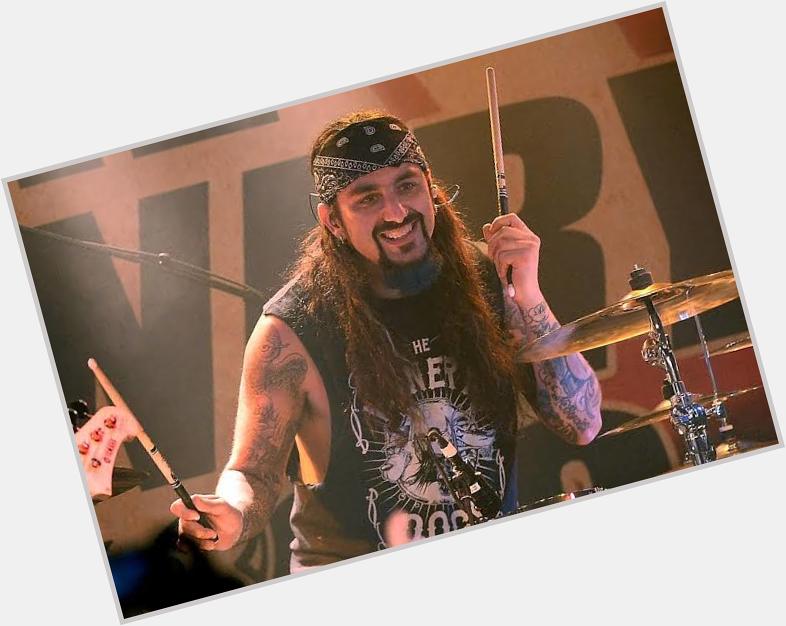 Happy Birthday to One of the Greatest of all time , Mike  Portnoy!!!     