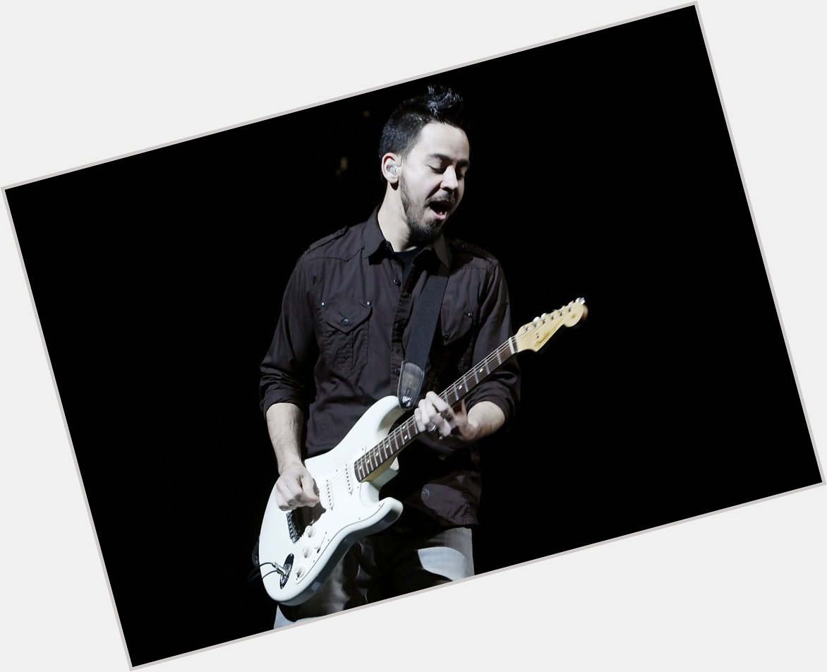 Happy Birthday \Mike Shinoda\
Band: Linkin Park
Age: 40 