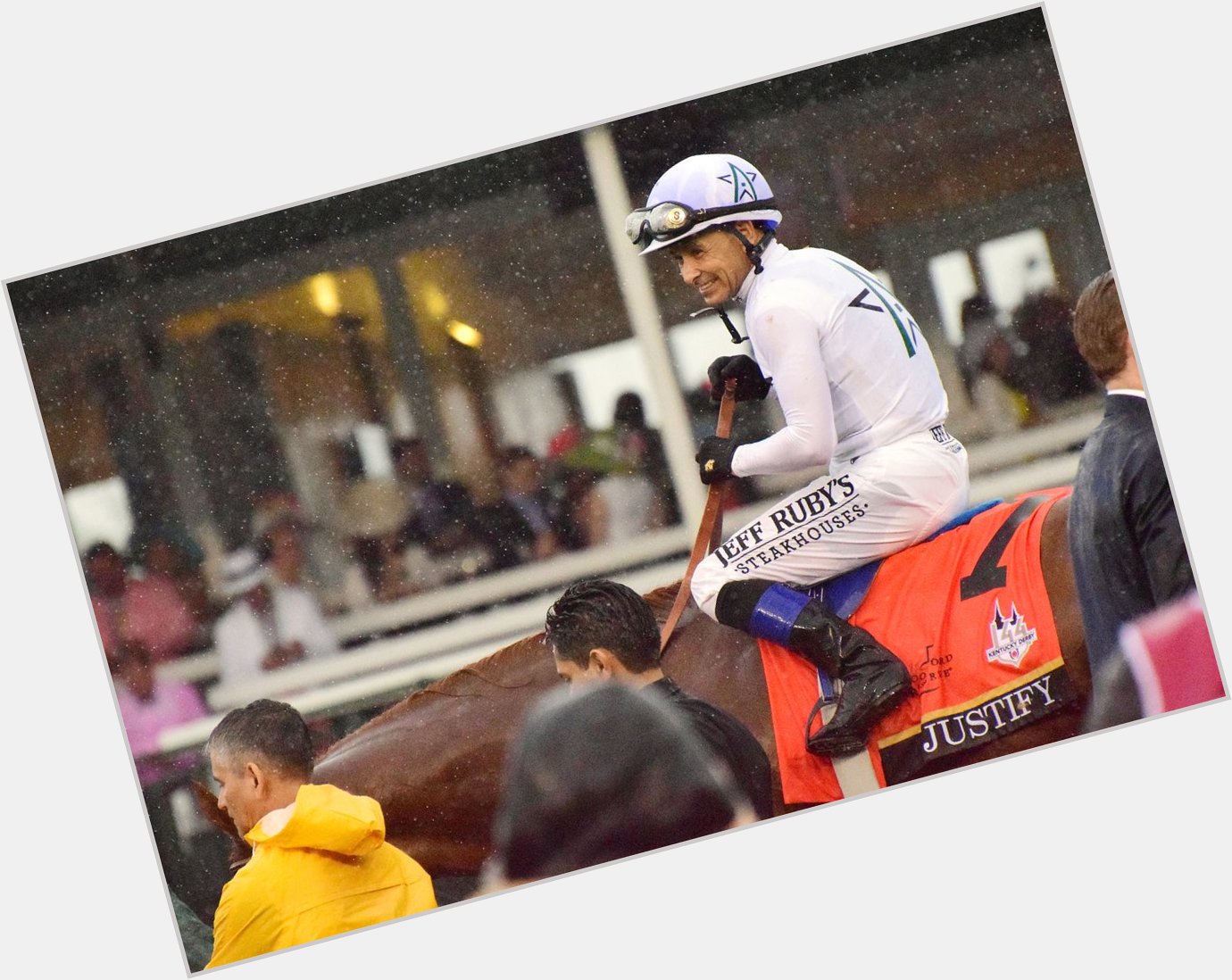 Happy birthday to Triple Crown Winning Jockey, Mike Smith. Here he is aboard Justify at the 2018 Kentucky Derby  