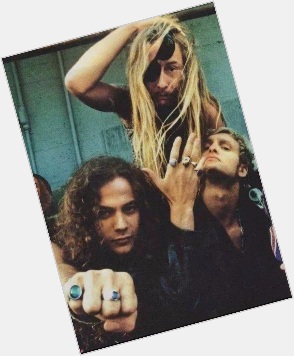  RIP Layne and Happy Birthday Mike Starr. You both are so missed 