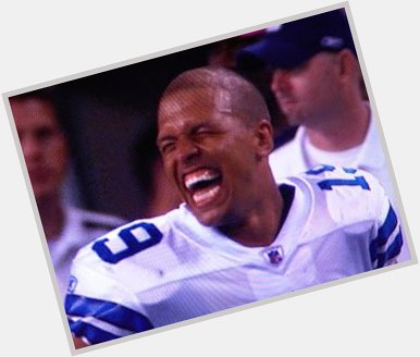 Happy 33rd birthday to Miles Austin! 
(p.s you don\t have too smile that hard  ) 