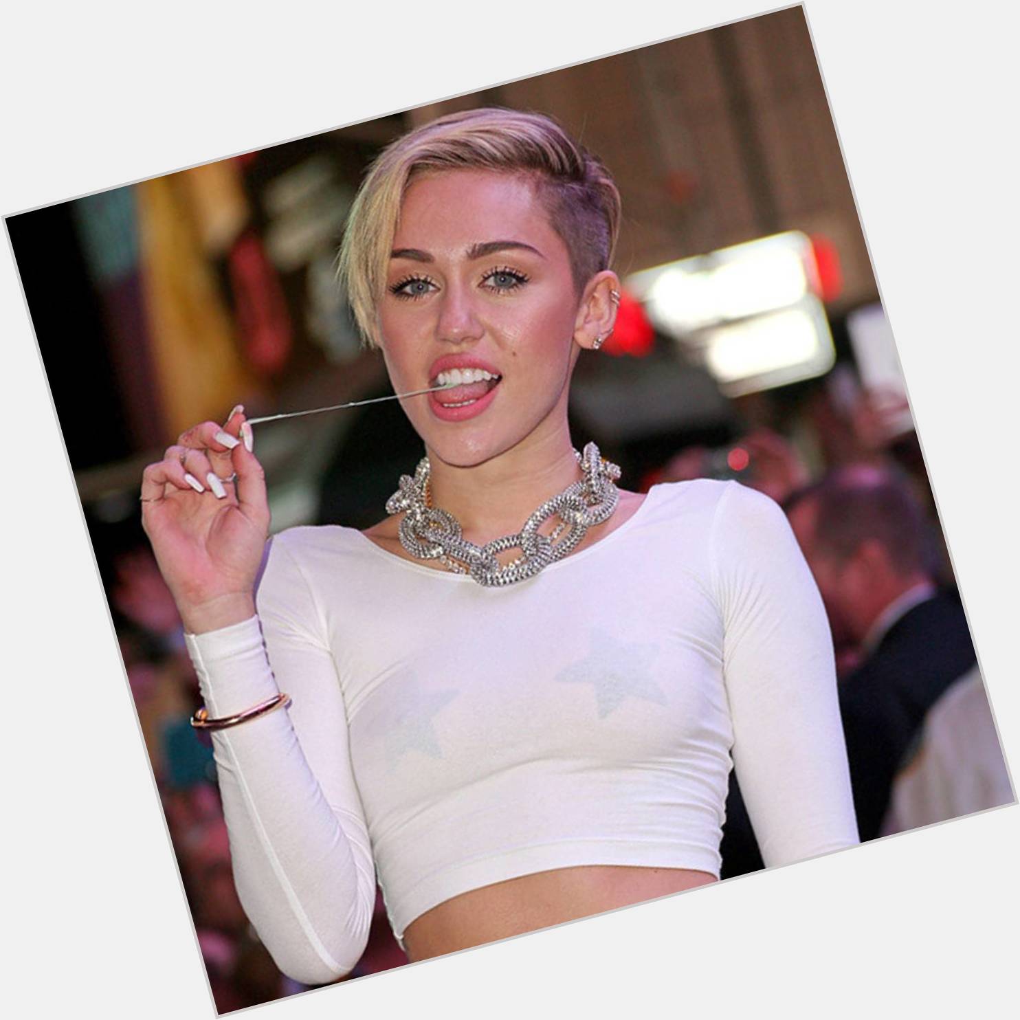 Happy Birthday to the lovely Miley Cyrus 