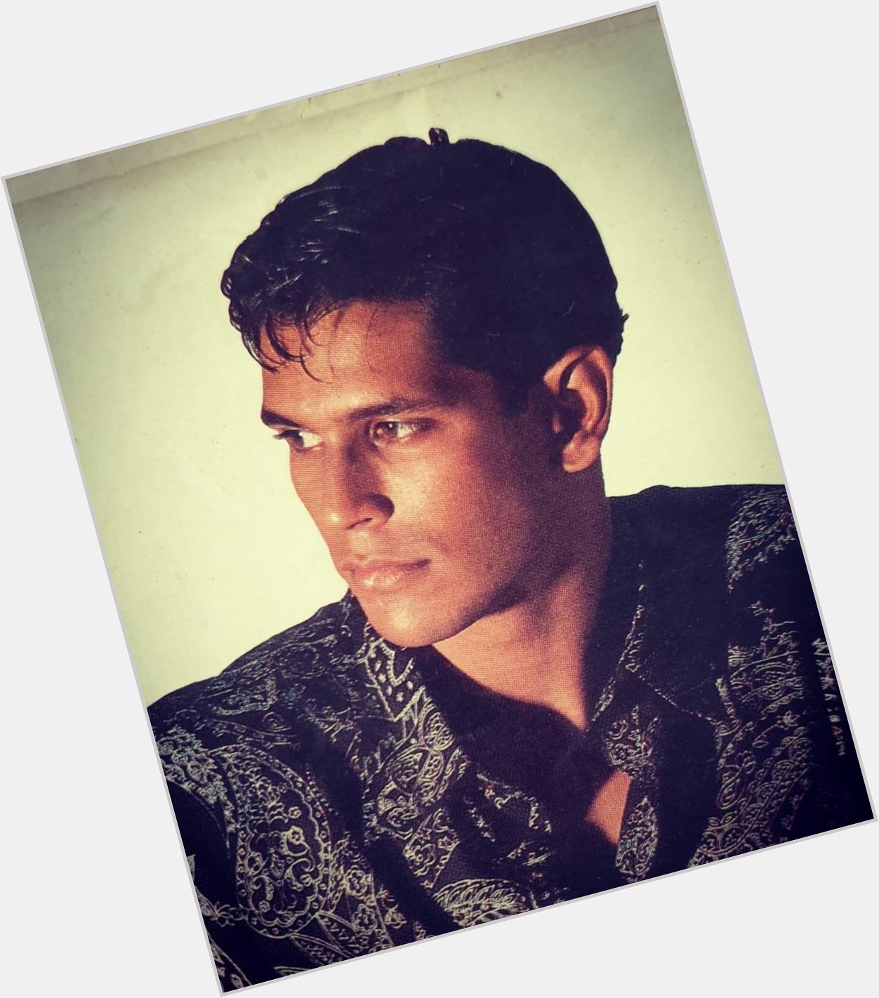 Happy Birthday to the man who inspired many lives 
HBD Milind Soman 