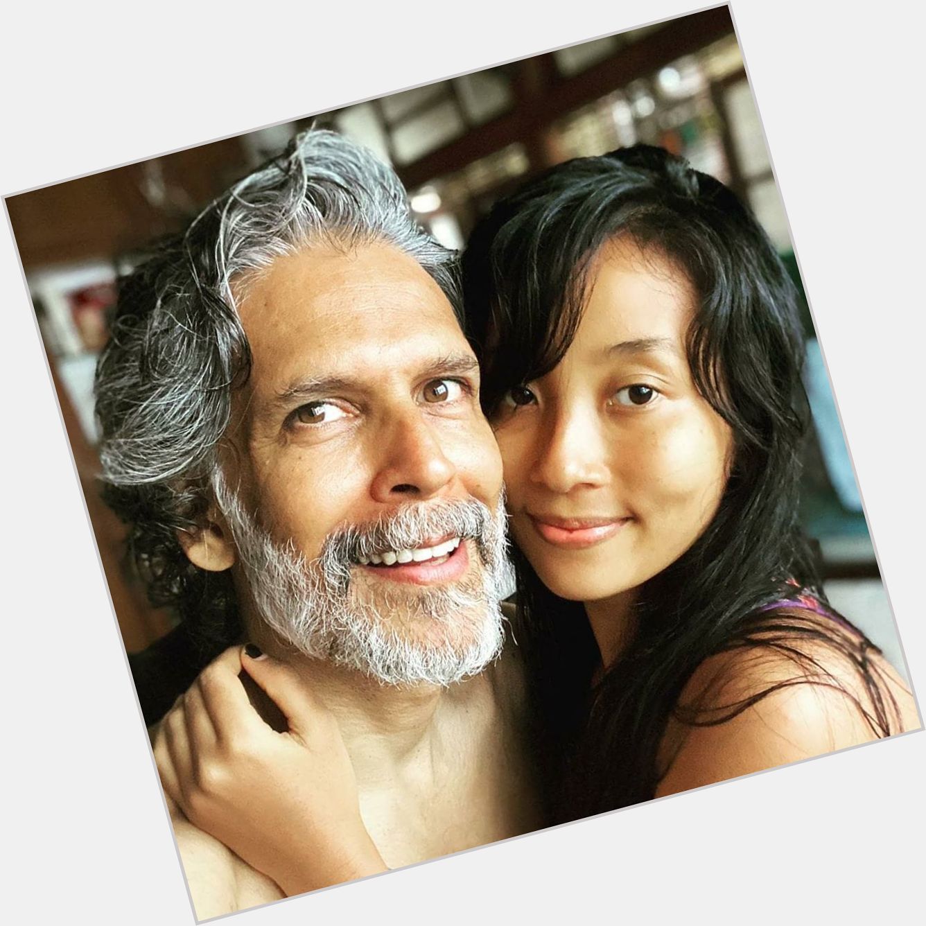 You are a giant to the youth and inspire them wish you a very happy birthday
Milind Soman 