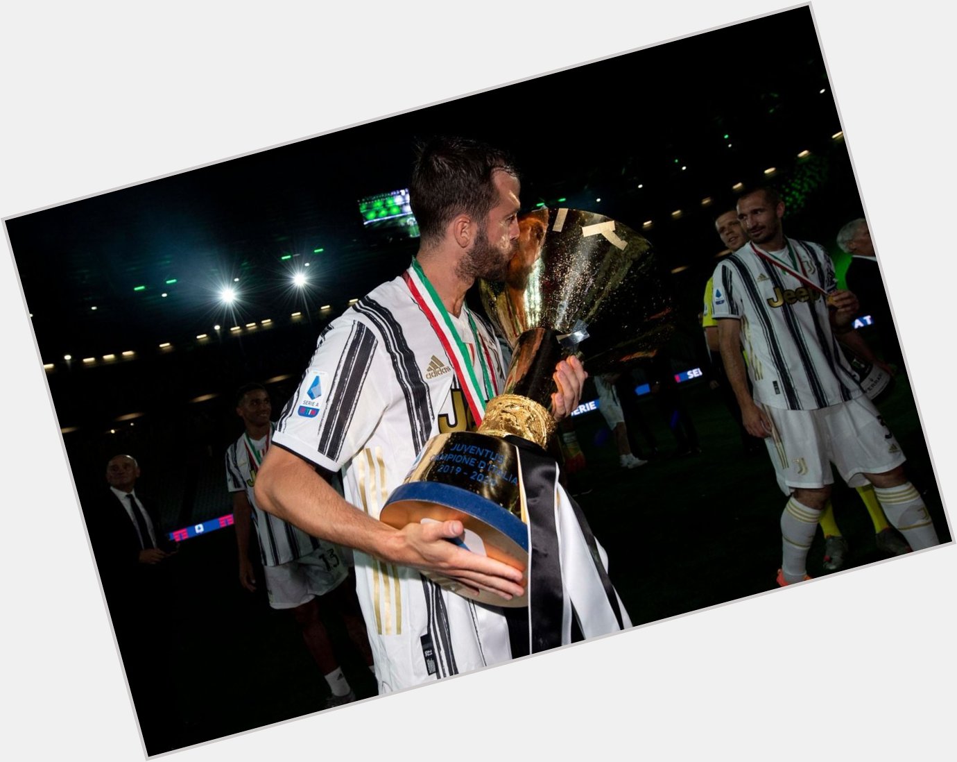 Happy 32nd Birthday, Miralem Pjanic! 178 Apps 22 Goals 41 Assists 4 Scudetto 2 Coppa Italia 1 Supercoppa 