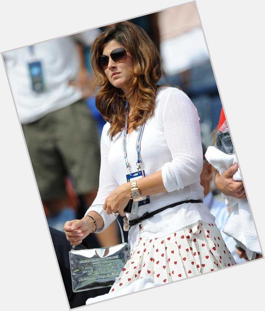 Happy Birthday Mirka Federer, you\re the very best AND you have the best hair!      cc 