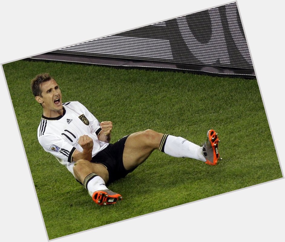 Sayangku yang ini juga ulang tahun hihi happy birthday Miroslav Klose,ich liebe dich   