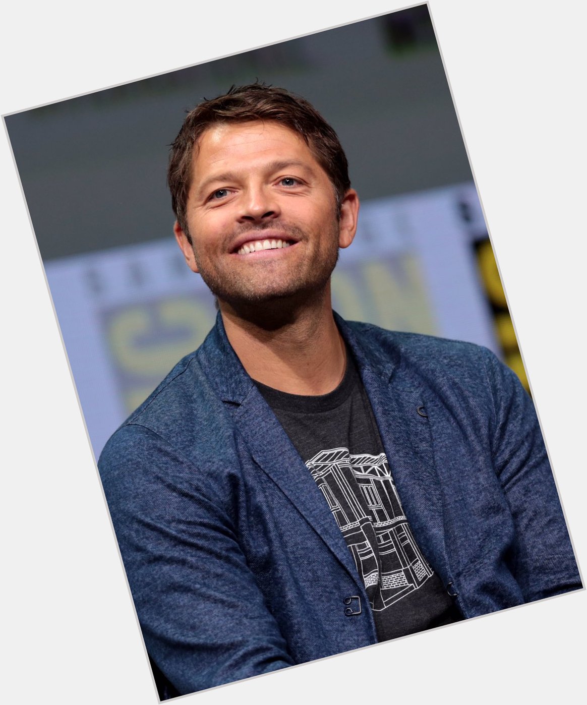 Happy birthday to Misha Collins.

The best bean on the planet!!!

Boop! 