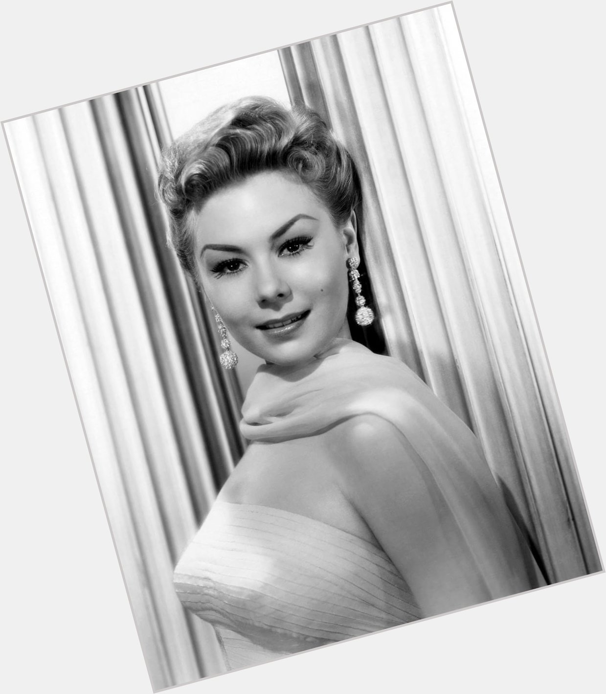 Happy birthday to American actress, singer, and dancer Mitzi Gaynor, born September 4, 1931. 