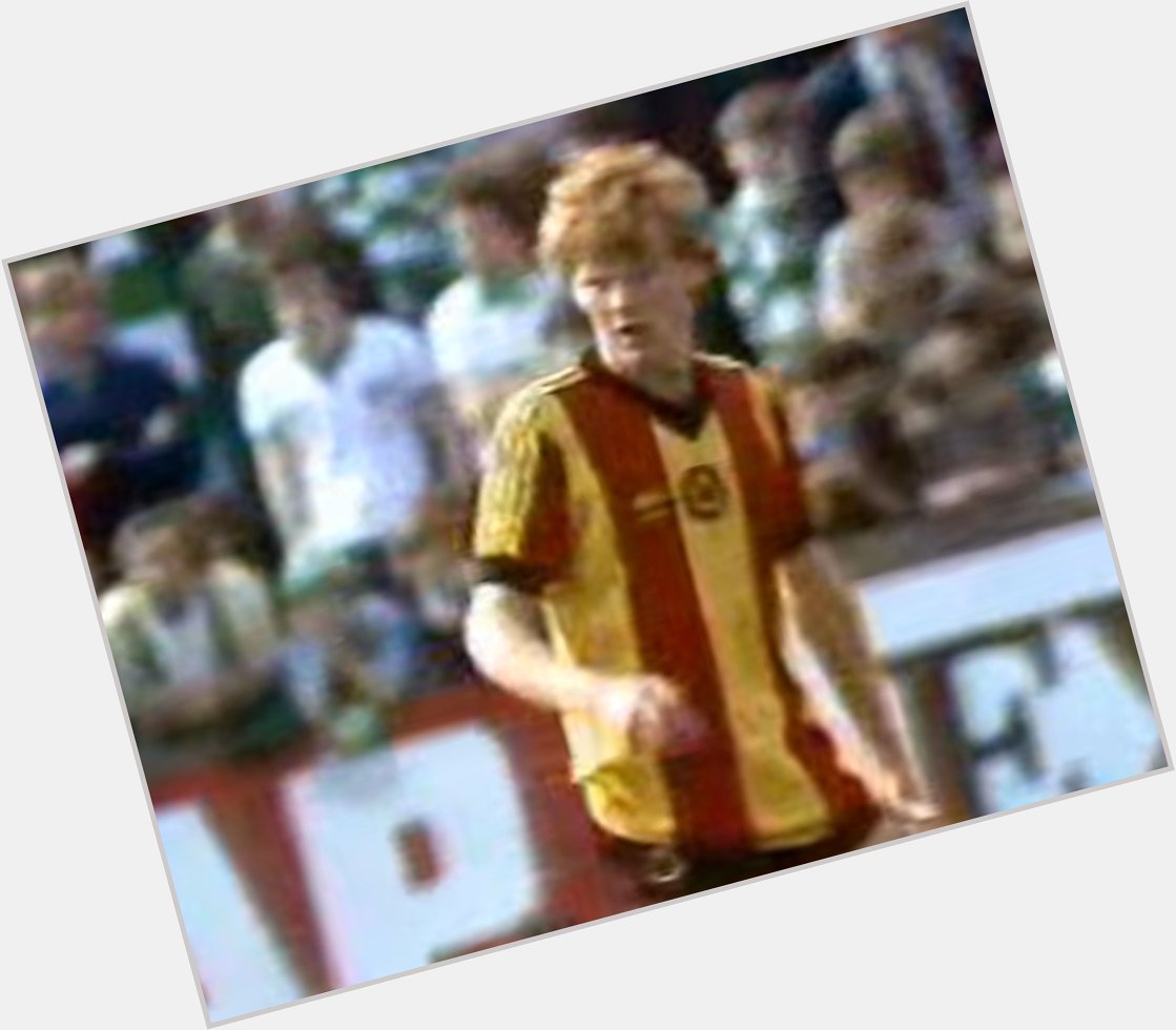 Happy Birthday to former & Old-Firm striker Mo Johnston, 54 today. 