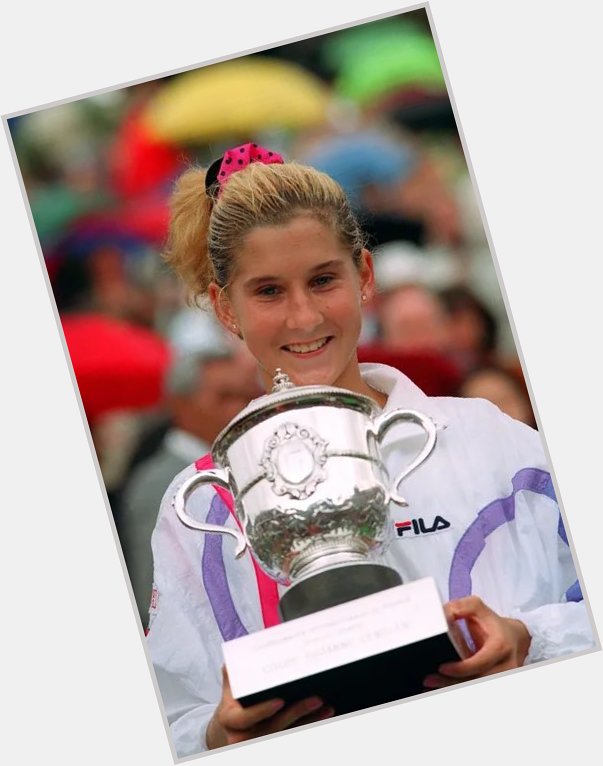Happy 48th birthday to former World Number 1 tennis player, the beautiful Monica Seles.     