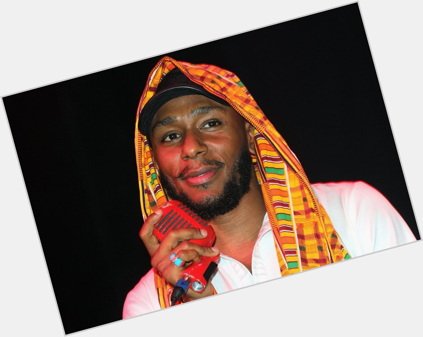 Happy birthday Yasiin Bey fka Mos Def

One of the greatest of all time, such an inspiration 