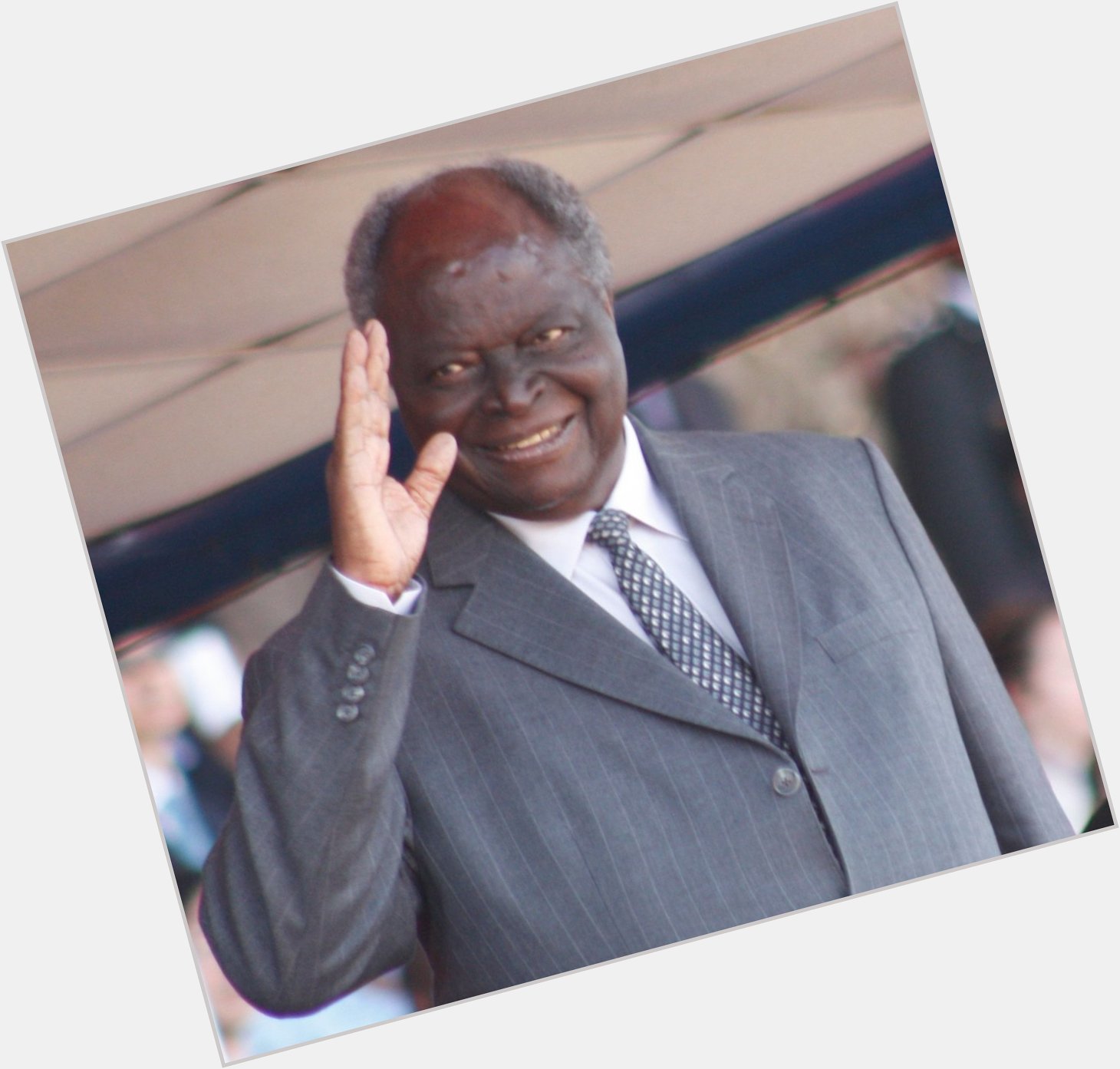 Happy 88th birthday  Mwai Kibaki.  The president ever! 
